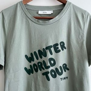 TINY COTTONS The Tiny Big Sister Winter World Tour Tee
